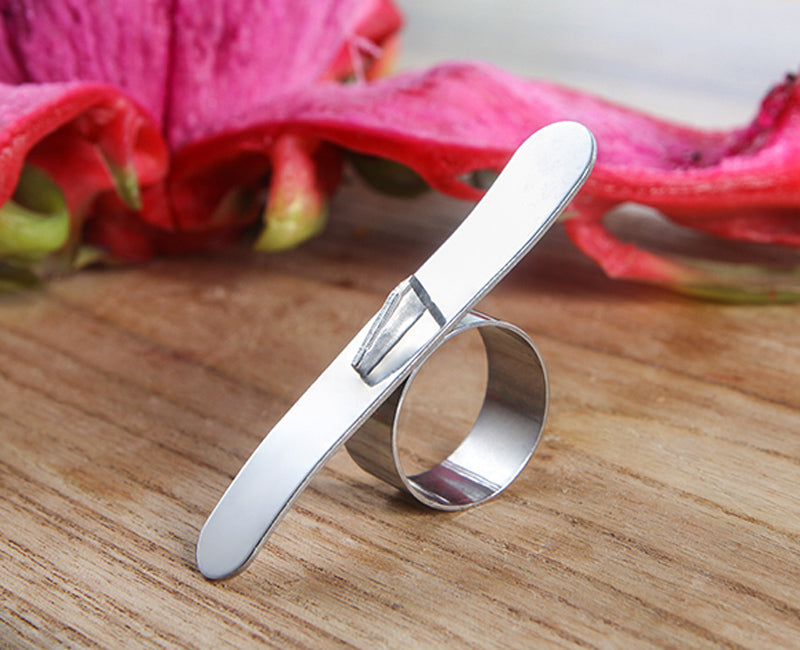 Citrus Peeler Ring – Stainless Steel Finger Tool for Oranges & Grapefruit
